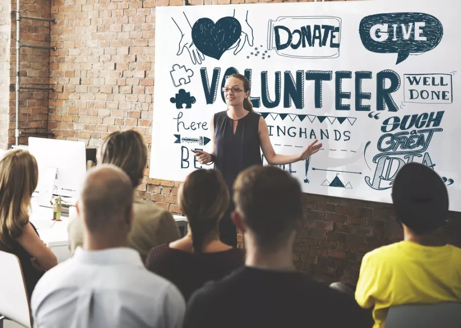 Woman facilitating a seminar 