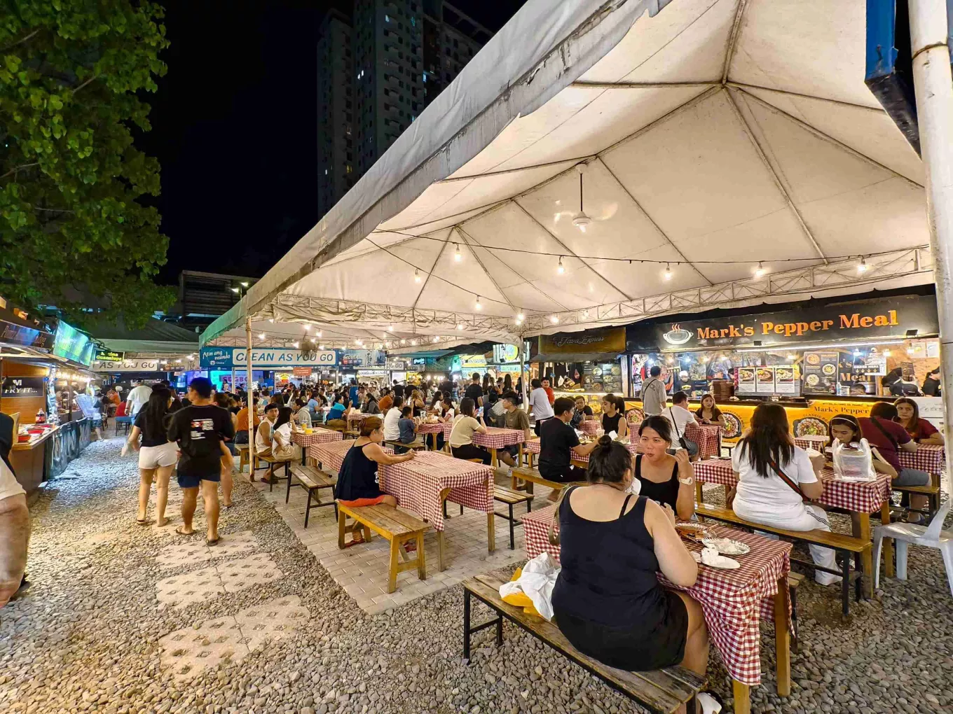 Sugbo Mercado Night Market Cebu City 