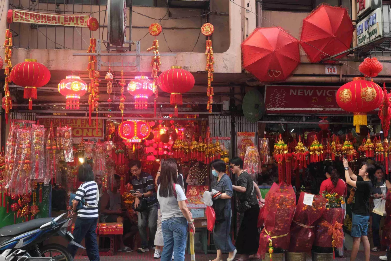 Pluxeeventures_Binondo 